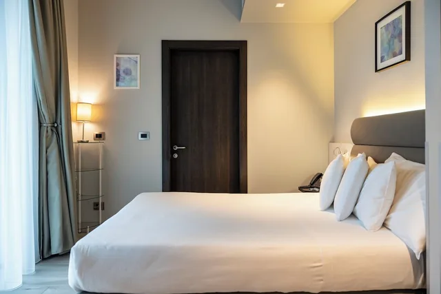 غرفة كلاسيكية بسرير مزدوج مع أريكة، Vision Hotel 4/10