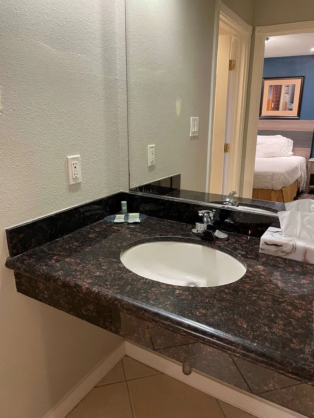 Suite, 2 Queen Beds, SureStay Hotel by Best Western San Rafael 8/10
