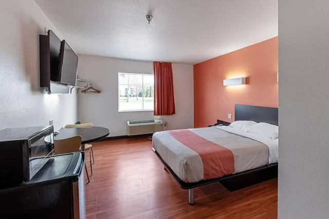 غرفة بسرير مزدوج لذوي الإعاقة، Motel6 Lebanon, IN 5/10