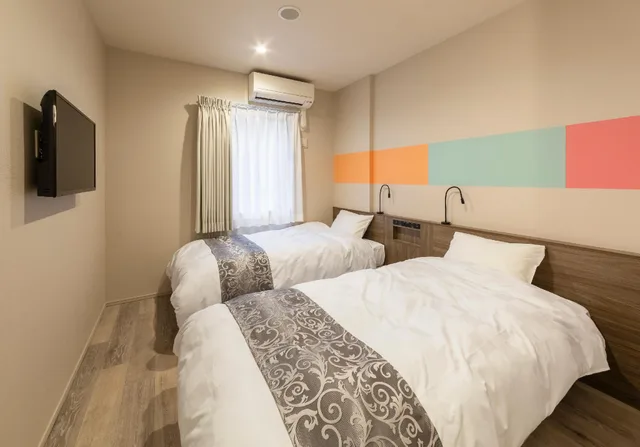 Twin Room, Sarasa Hotel Dotonbori 2/2