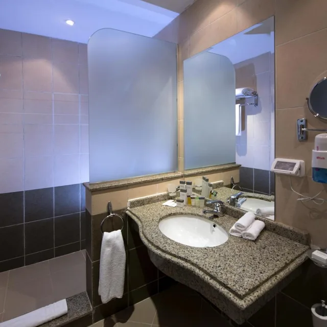 Room, Double Bed, Side Sea View، Concorde Moreen Beach Resort & Spa - All Inclusive 10/10
