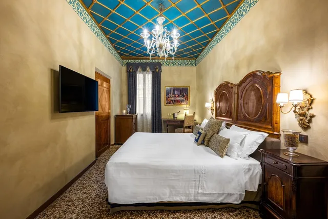 غرفة سوبيريور بإطلالة على القناة، Palazzo Priuli 1/7