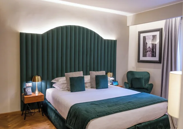 Prestige, Twin Beds, Panoramic Square View، Antico Albergo Del Sole Al Pantheon 1/3