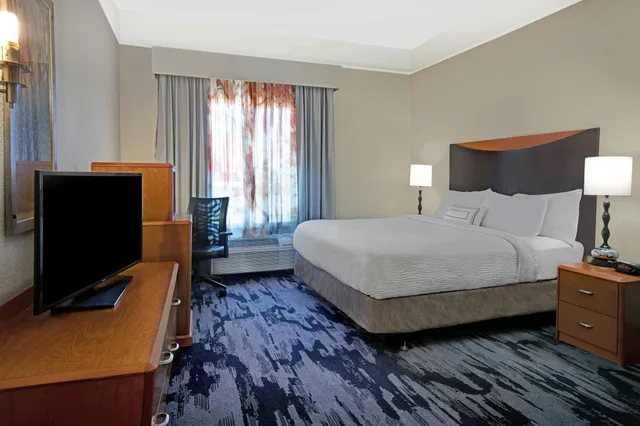 غرفة بسرير كينج، Fairfield Inn Suites Carlsbad 2/10