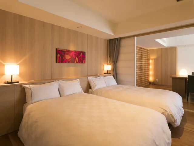 Japanese Western, Twin Beds, 2 Futon Beds, Ocean View, Royal Floor، Shiraraso Grand Hotel 3/10