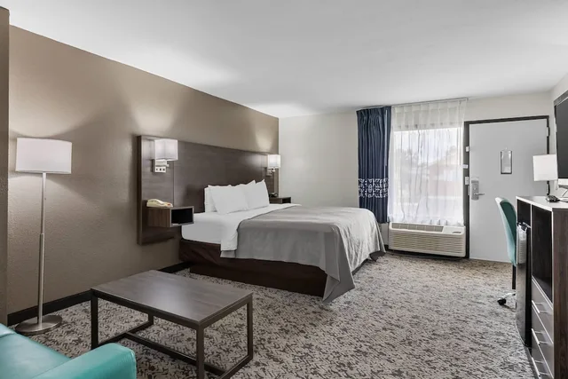 غرفة قياسية بسرير كينج، Quality Inn Kinston Hwy 70 3/6