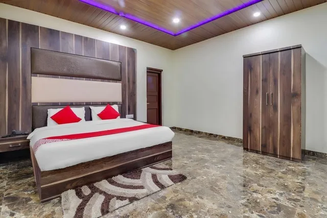 غرفة ديلوكس بسرير مزدوج، Hotel Himdhara 1/4