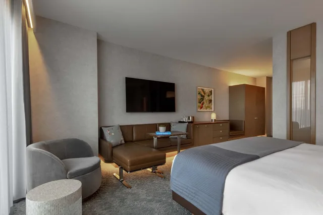غرفة بسرير كينج لذوي الإعاقة، The Joseph A Luxury Collection Hotel Nashville 2/4