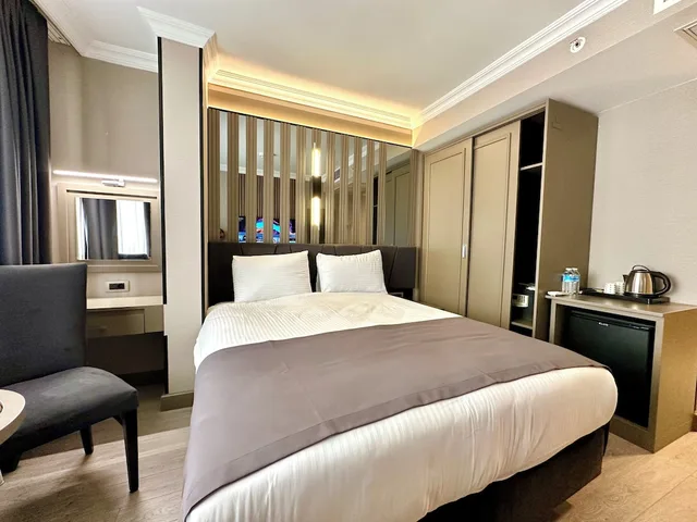 غرفة قياسية بسرير مزدوج بإطلالة على المدينة، Aven Hotel 7/10