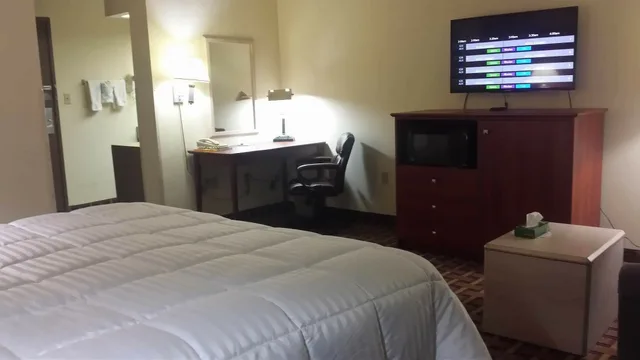 جناح استوديو بسرير كينج، Baymont by Wyndham Paducah 1/5