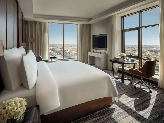 إقامة ديلوكس بسرير كينج بغرفة نوم واحدة، فندق وريزيدنس موفنبيك الرياض(Movenpick Hotel & Residences Riyadh) 1/7