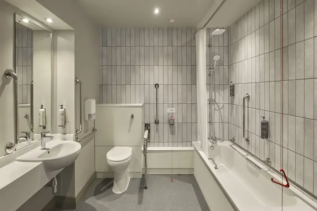 Premier Inn Dartmouth، Brixham 12/13