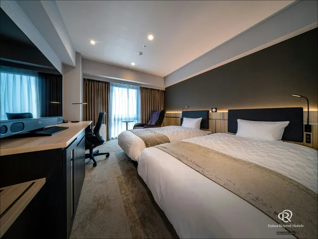 غرفة ديلوكس بسريرين منفصلين للمدخنين، Daiwa Roynet Hotel Kanazawa Eki Nishiguchi 1/2