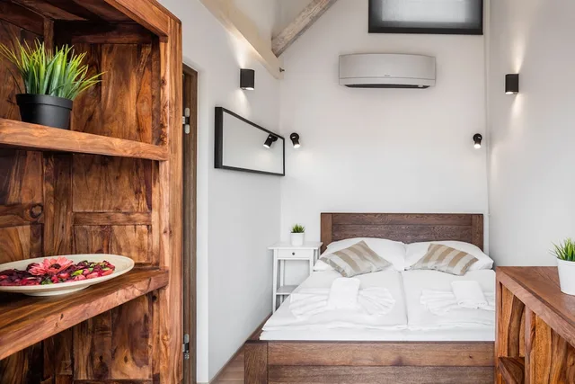 شقة بسريرين كوين بغرفتين، OLD TOWN SQUARE APARTMENTS 3/10