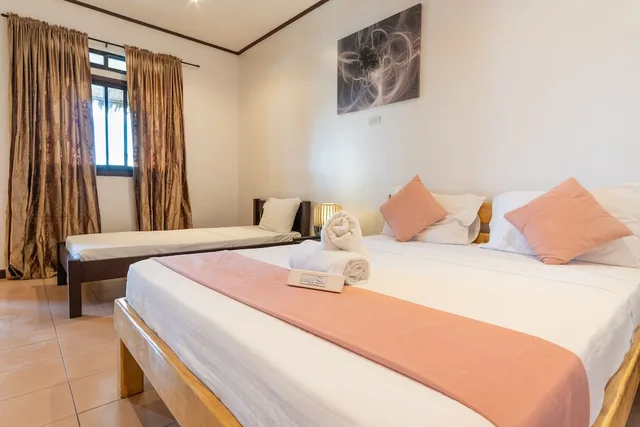 غرفة بسرير كوين بإطلالة على البحر، Cliffside Resort Panglao 2/10