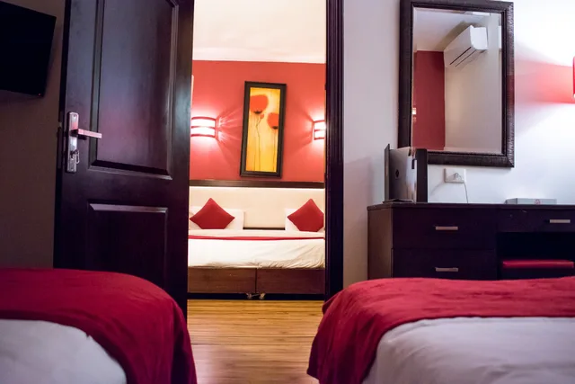 غرفة عائلية بثلاثة أسرّة بغرفتي نوم، Al Murjan Palace Hotel, Jounieh 8/10