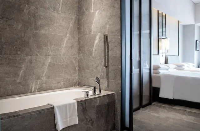 غرفة بسرير كينج بإطلالة على الجبل، Chongqing Marriott Hotel 9/10
