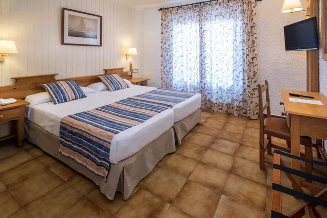 Standard, Double Bed, Pool View, Balcony, GHT Neptuno Venus & Spa 2/7