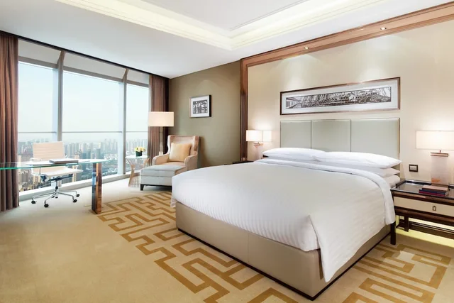 Room, King Bed, Changzhou Marriott Hotel 3/9