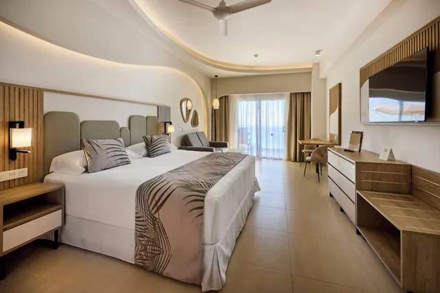 2 Bedrooms, Family, Riu Palace Aquarelle 2/4