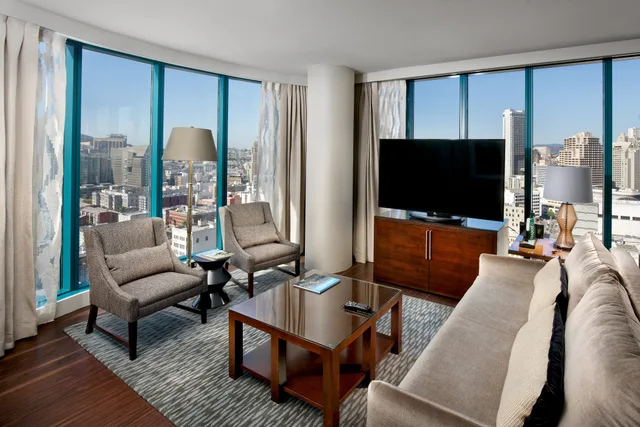 1 Bedroom, Suite, King Bed, Intercontinental San Francisco Hotel 2/2