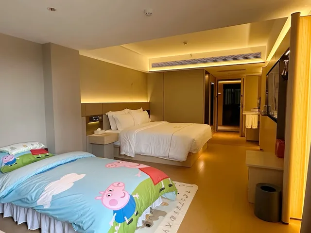 غرفة قياسية ثلاثية بثلاثة أسرّة، Junshan Hotel 4/10
