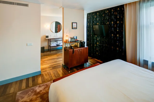 غرفة ديلوكس بسريرين منفصلين، Hotel Mercier 6/10