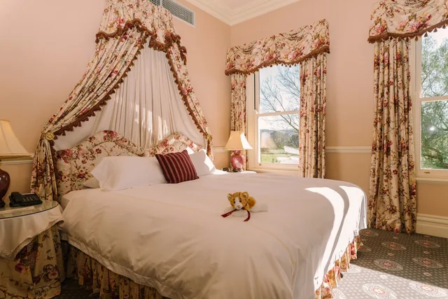 Yarra, Suite, King Bed، Chateau Yering Hotel 1/5