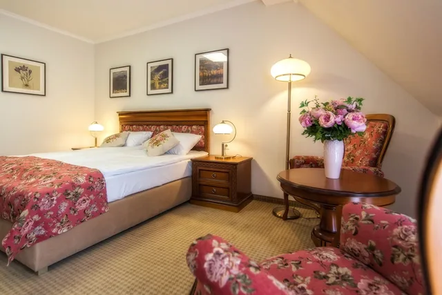غرفة سوبيريور بسريرين منفصلين، Hotel Paryski Art & Business 9/10