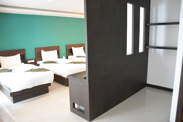 Family, 3 Beds, Zephyr Grand Hotel 2/5
