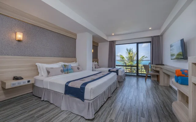 غرفة ديلوكس عائلية بإطلالة على البحر بشرفة، Kaani Grand Seaview 3/10