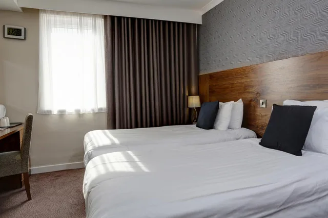 غرفة كلوب سوبيريور بسرير كينج، Best Western Kings Manor Hotel 7/10