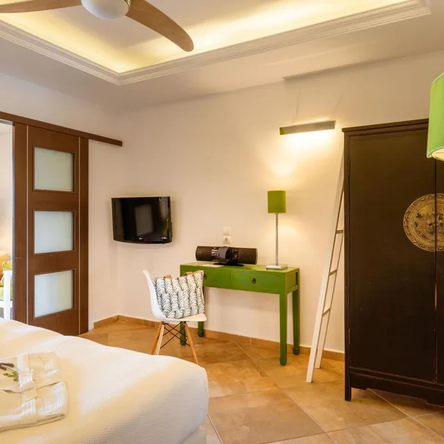 جناح سوبيريور بإطلالة على البحر، Salvator Villas Spa 4/8