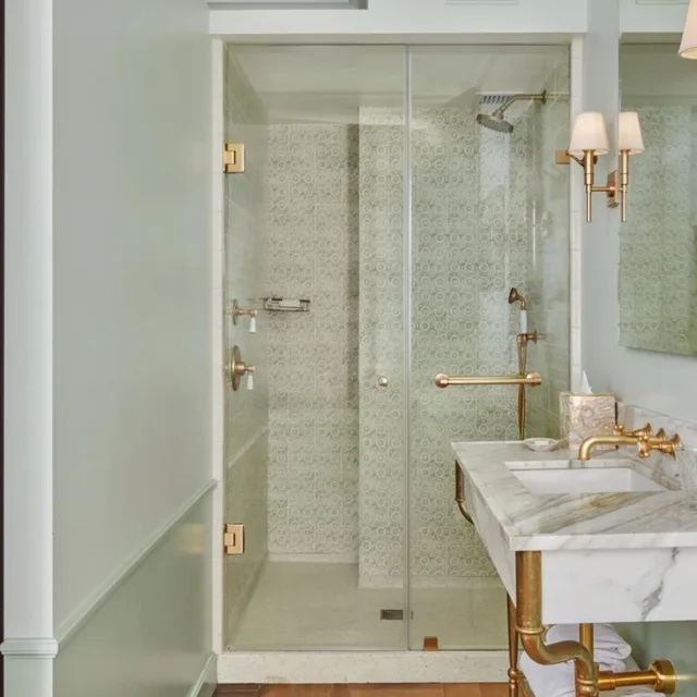 Salon Room King Courtyard View، Hotel Per La 3/4