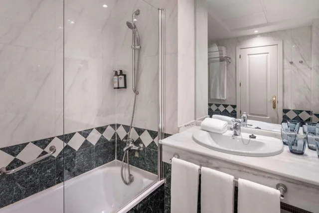 غرفة ثلاثية، Madrid Chamartin Affiliated by Melia 6/7