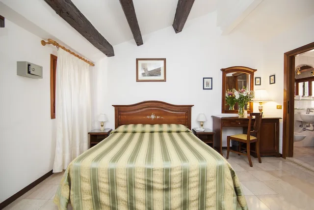 غرفة كلاسيكية بسرير فردي، Orion Hotel 3/8
