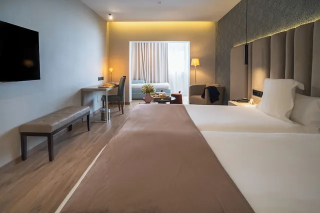 غرفة تنفيذية ثلاثية بثلاثة أسرّة، LA LAGUNA GRAN HOTEL 3/6