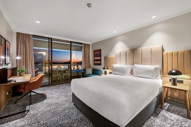 غرفة بريميوم بسرير مزدوج، Crowne Plaza Perth 4/10