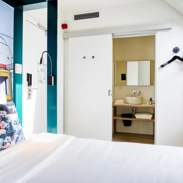 غرفة بسرير كينج، B&B Hotel Brussels Centre Louise 5/10