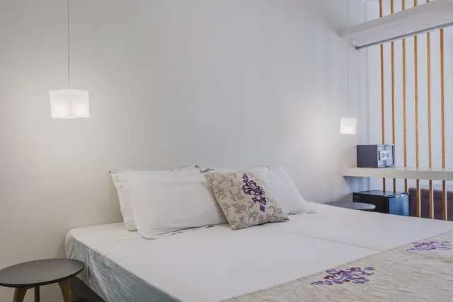 جناح استوديو ديلوكس بثلاثة أسرّة بإطلالة على المسبح بشرفة، Sunrise Zante - Adults Only Hotel 3/10