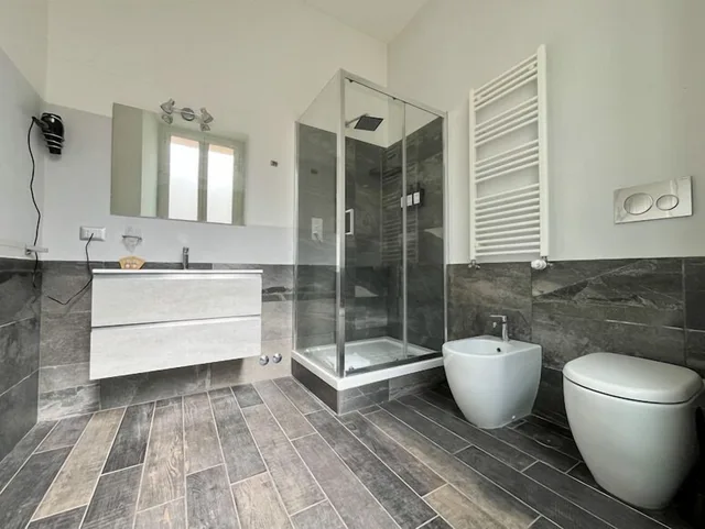 غرفة رباعية بسرير مزدوج وسريرين منفصلين، Arch Rome Suites 5/8