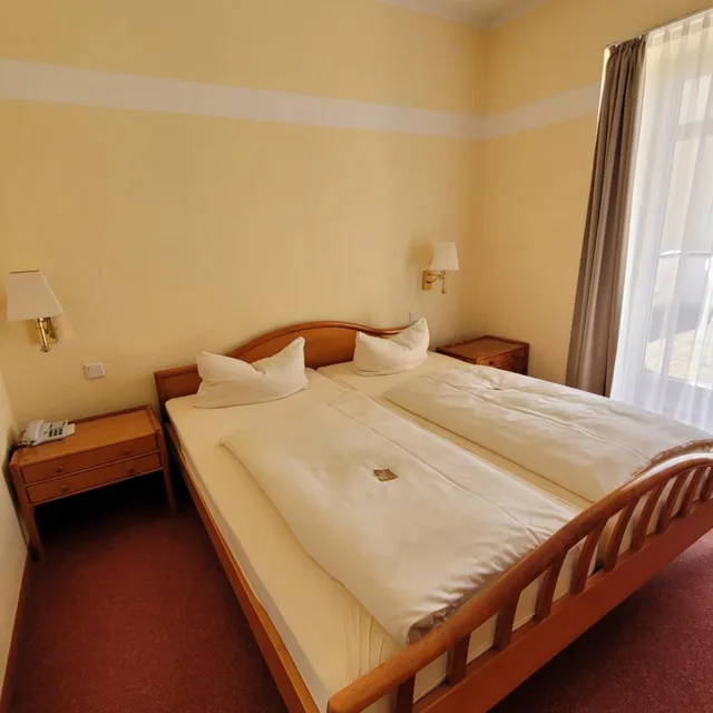 جناح عائلي، Hotel Rosengarten 3/10