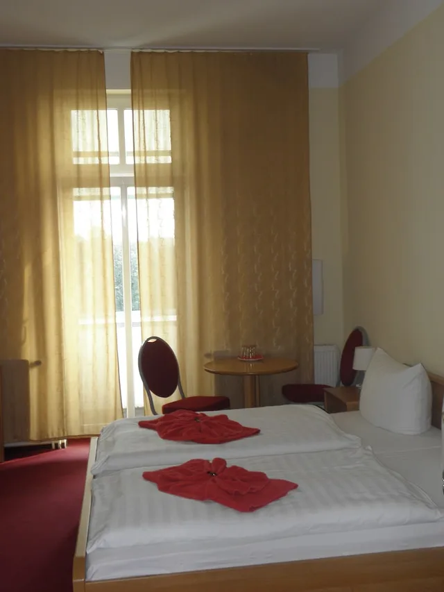 City, Queen Bed، Hotel Ai Koenigshof 8/10