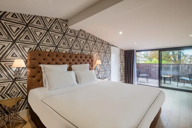 جناح دوبلكس بسرير كينج بشرفة مع أريكة، Hotel Le Palais Gallien 1/1