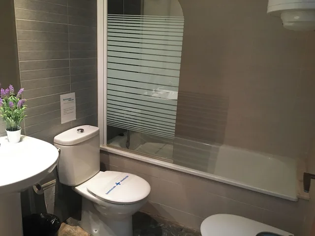شقة أساسية بسريرين منفصلين بشرفة بغرفة نوم واحدة مع أريكة، APARTAMENTOS RESIDENCIAL DOÑA CARMEN 3000 10/10