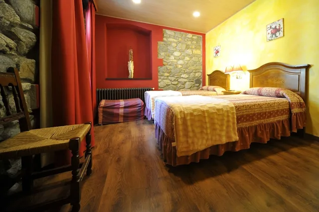 Room, Double Bed, Hotel Vall d'Aneu 4/7