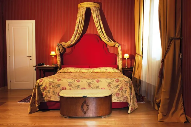 غرفة بريستيج بسرير مزدوج، Palazzo Guiscardo 8/10