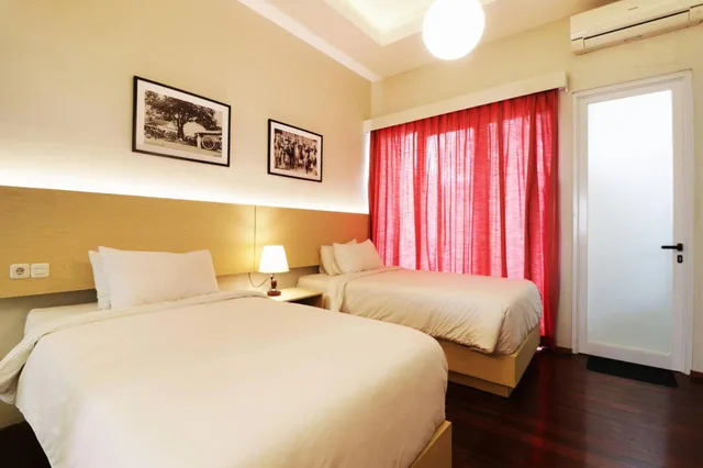 جناح تنفيذي، Pejaten Valley Residence 2/9
