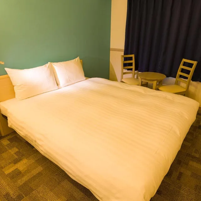Room, Queen Bed, Toyoko Inn Hokkaido Shin Hakodate Hokuto-eki Minami 1/10