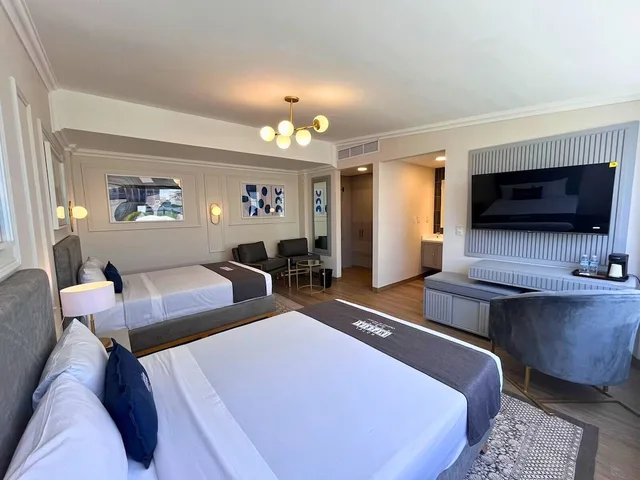 Deluxe, Quadruple, 2 Double Beds, Imperial Reforma 1/3